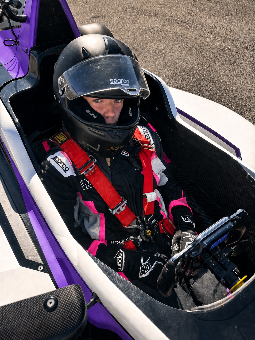 Nora en F4